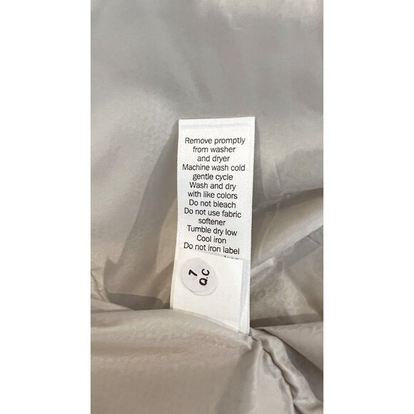 Athleta Hooded Rain Coat Lightweight Beige Longline Jacket ** Flaw ** Size XS - Picture 10 of 13